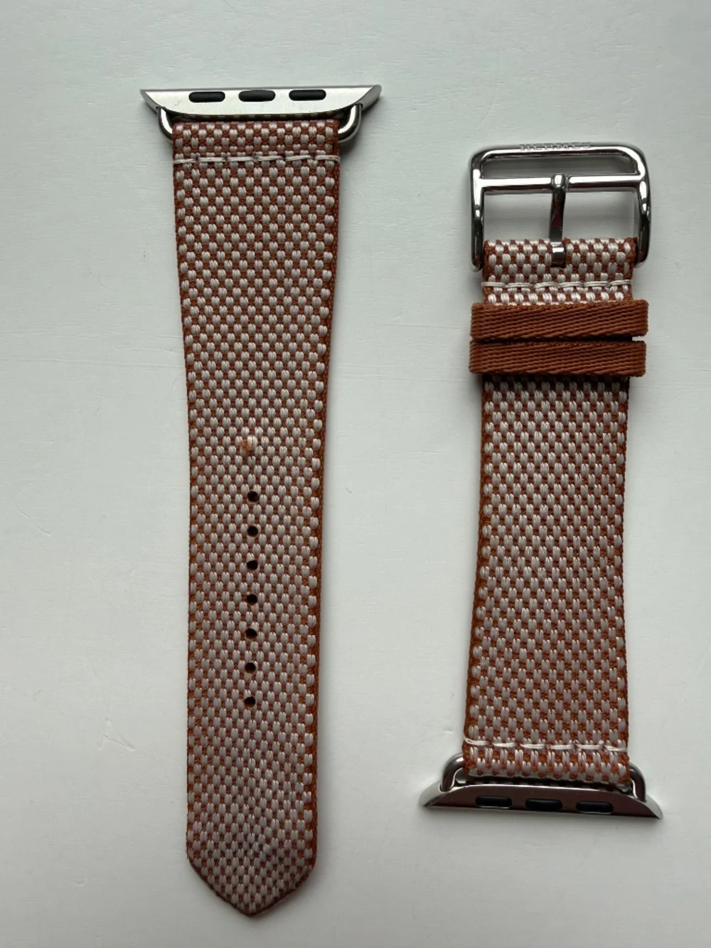 Apple Watch Hermès - 46mm Gold/Écru Toile H Single Tour